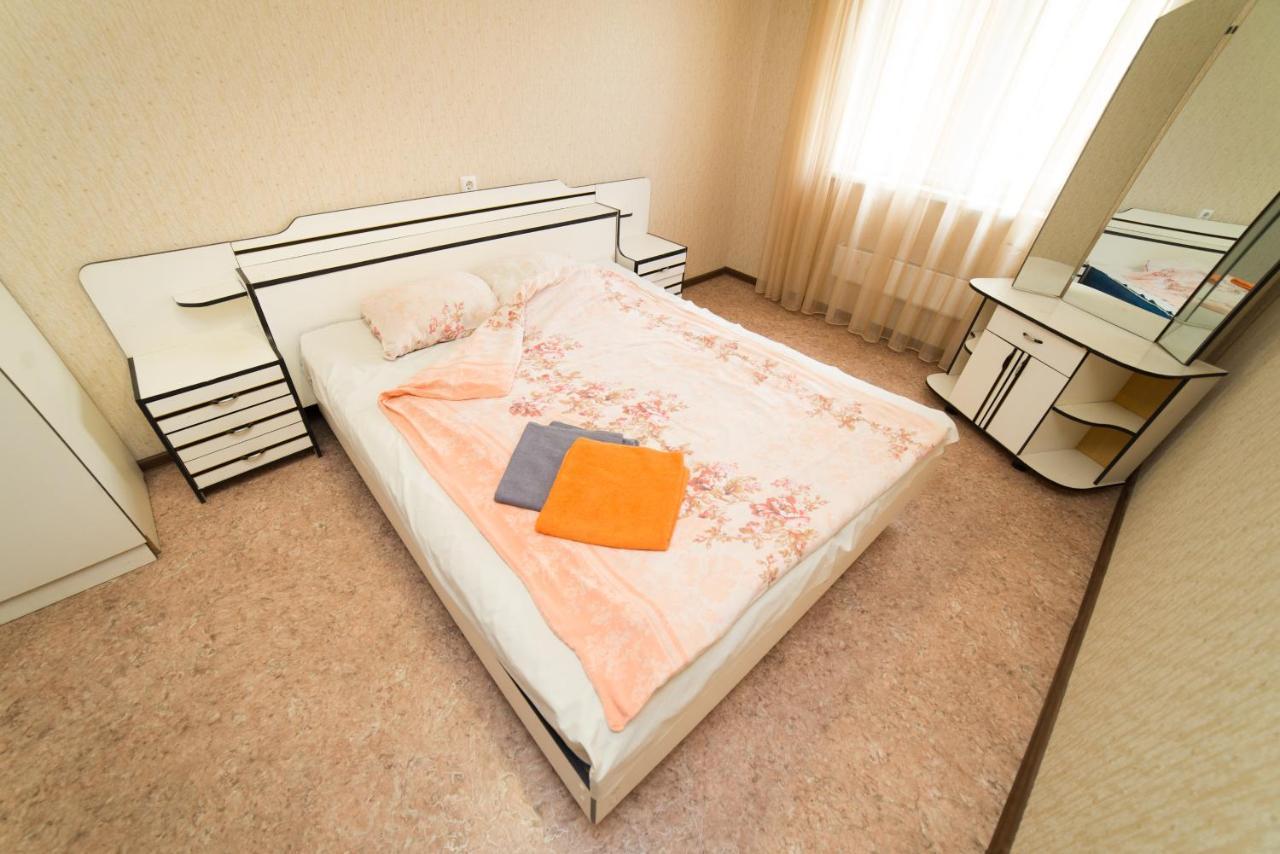 2К Quartira Na Obl B - Ce Appartamento Čeljabinsk Esterno foto